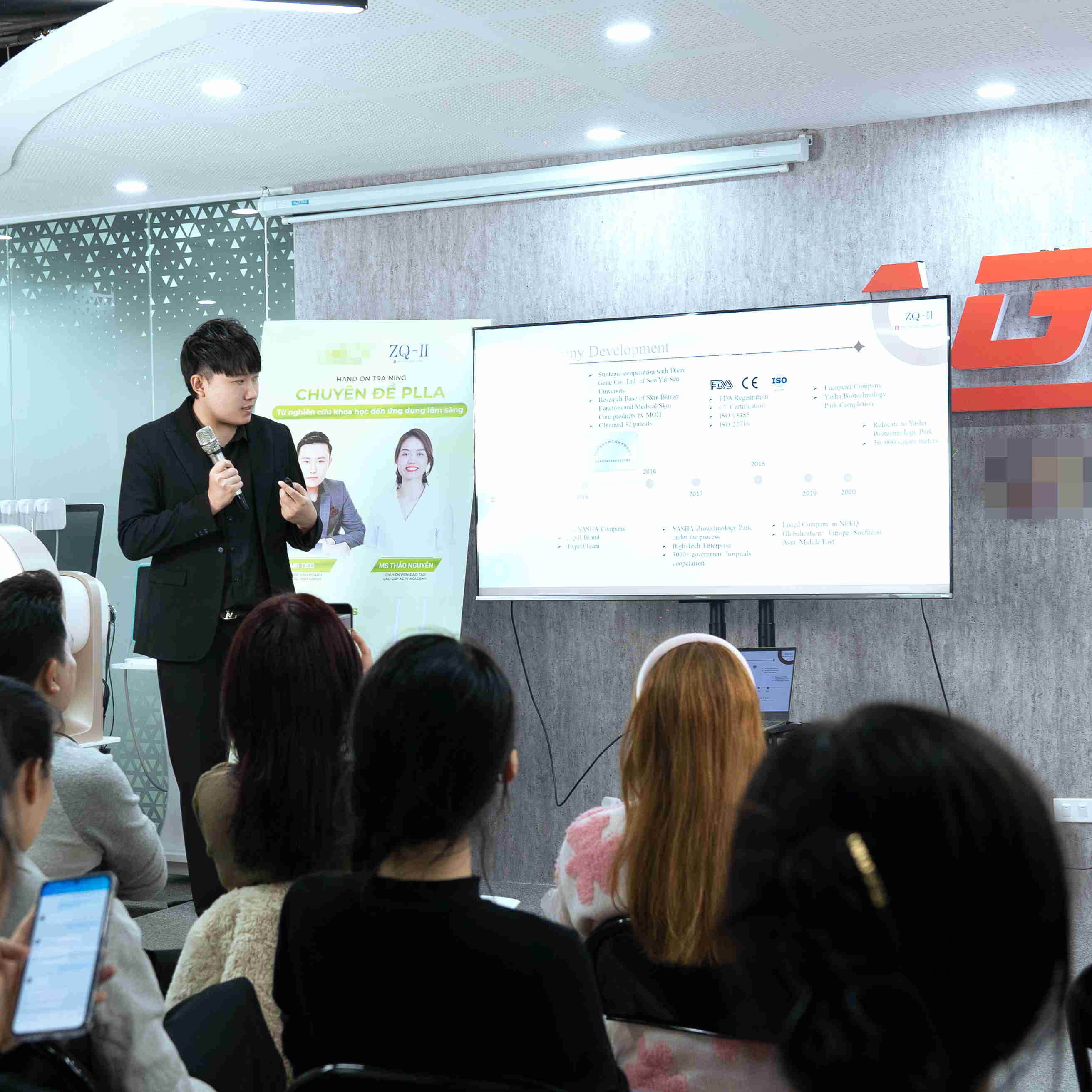 ZQ-II Exchange Academic Exchange في فيتنام
